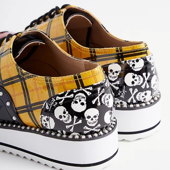 New Betsey Johnson Chunky Oxford Limited-Edition Plaid Sneaker Size 8.5 ❤ - Picture 3 of 10